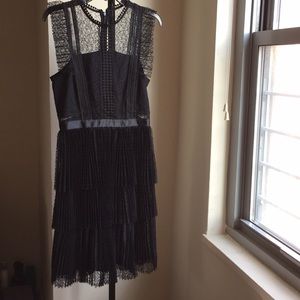 HEARTLOOM frilly dress size small